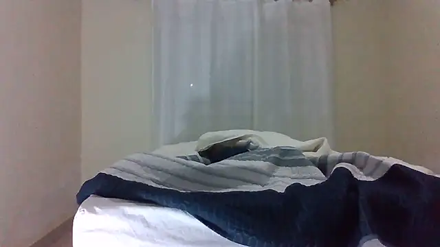 Snapshot of sweets_80 chatting on 27, 5, 2026 sweets 80 online show from 27, 5, 2026