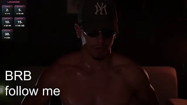 Snapshot of Aaronfox_x chatting on 2, 3, 2026 Aaronfox x online show from 2, 3, 2026