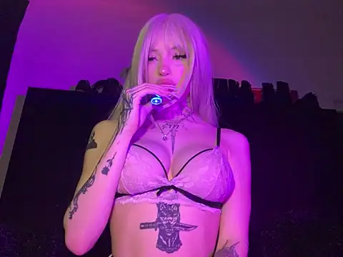 madelinexx online show from 21, 2, 2025