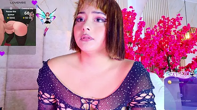 Snapshot of KimVelezz chatting on 23, 6, 2026 KimVelezz online show from 23, 6, 2026