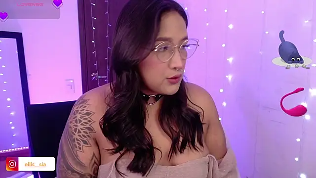 Snapshot of Lissa1__ chatting on 15, 1, 2026 Lissa1 online show from 15, 1, 2026