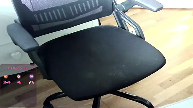 Big And ThickUK online show from 17, 4, 2026