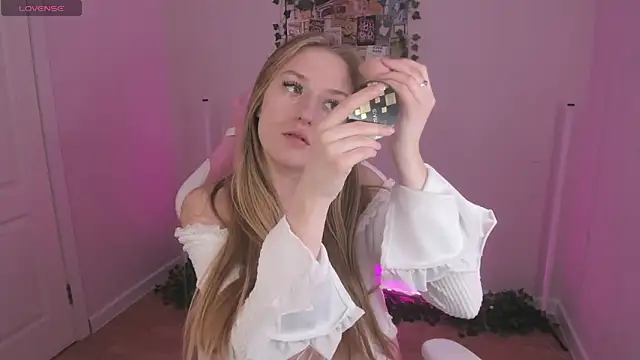 Snapshot of Stacy_River chatting on 10, 3, 2025 Stacy River online show from 10, 3, 2025