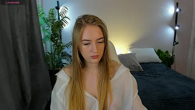 Snapshot of Stacy_River chatting on 26, 5, 2026 Stacy River online show from 26, 5, 2026