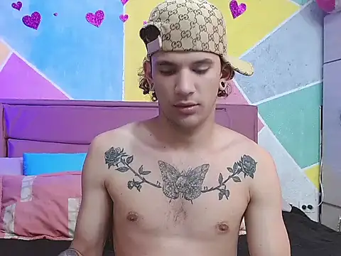 Snapshot of tylor_boy chatting on 17, 9, 2025 tylor boy online show from 17, 9, 2025