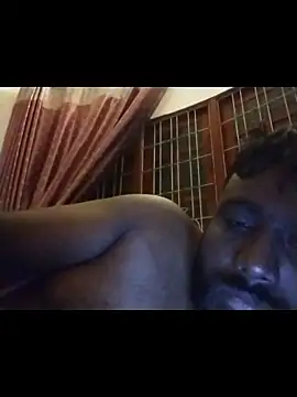 Snapshot of nikini1621 chatting on 13, 5, 2026 nikini1621 online show from 13, 5, 2026
