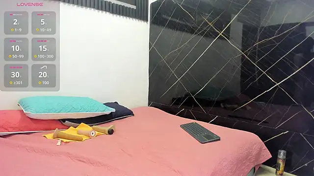 Analiasmith89 online show from 13, 11, 2025