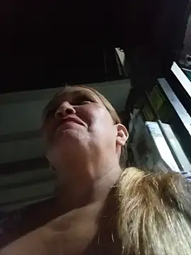 Snapshot of mom_son_dirty chatting on 24, 5, 2026 mom son dirty online show from 24, 5, 2026
