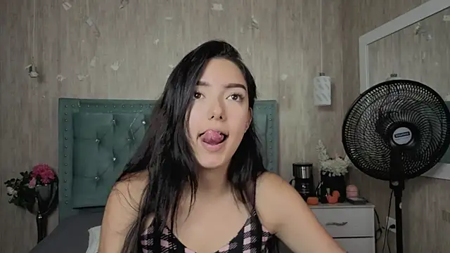 Marcelaa fox online show from 25, 3, 2026