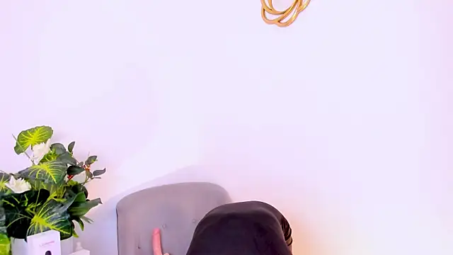 Snapshot of DakottaHill chatting on 28, 2, 2025 DakottaHill online show from 28, 2, 2025