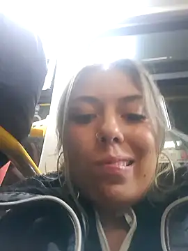 Sweel Leyva18 online show from 12, 1, 2025