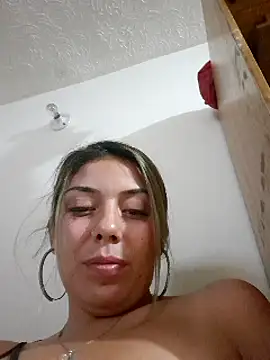 Sweel Leyva18 online show from 24, 1, 2025