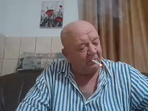 Snapshot of fullballs6 chatting on 24, 12, 2024 fullballs6 online show from 24, 12, 2024