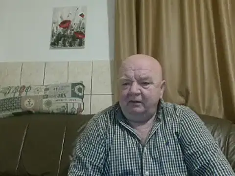 Snapshot of fullballs6 chatting on 8, 2, 2025 fullballs6 online show from 8, 2, 2025