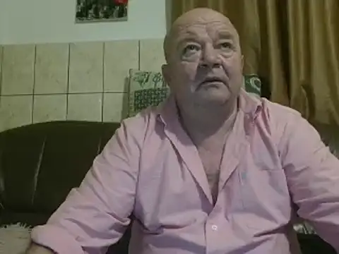 Snapshot of fullballs6 chatting on 21, 2, 2025 fullballs6 online show from 21, 2, 2025