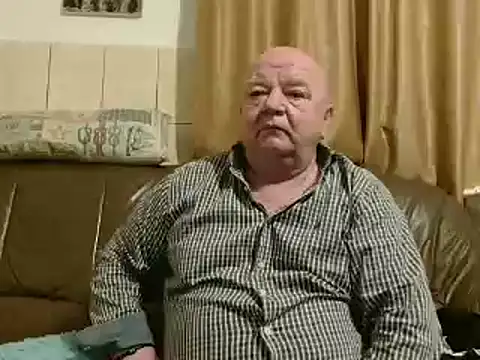 Snapshot of fullballs6 chatting on 7, 3, 2025 fullballs6 online show from 7, 3, 2025