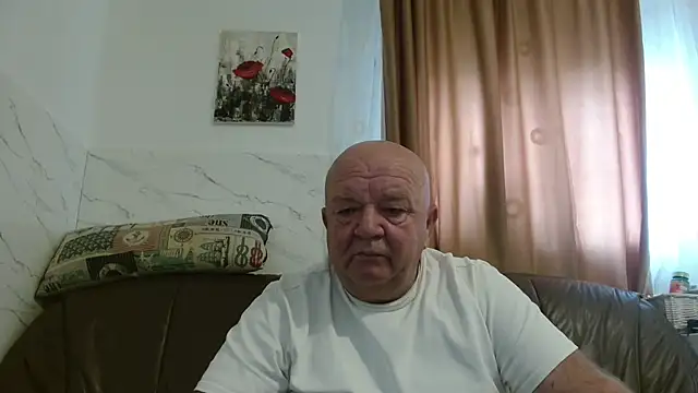 Snapshot of fullballs6 chatting on 27, 11, 2025 fullballs6 online show from 27, 11, 2025