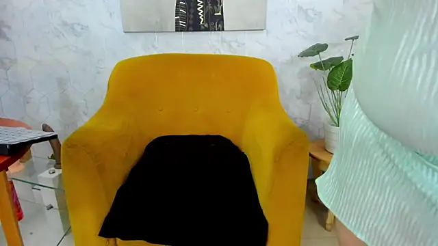 MirandaRossi online show from 27, 12, 2024