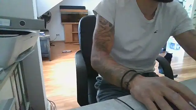 Snapshot of Kevoon991 chatting on 16, 6, 2026 Kevoon991 online show from 16, 6, 2026