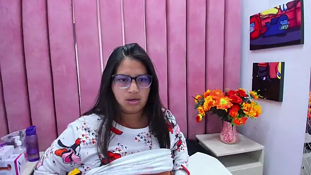 Snapshot of Miaa_Smiith_ chatting on 30, 10, 2025 Miaa Smiith online show from 30, 10, 2025