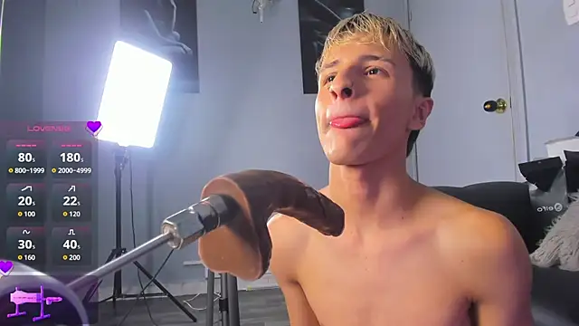 Belami blake  online show from 28, 9, 2025