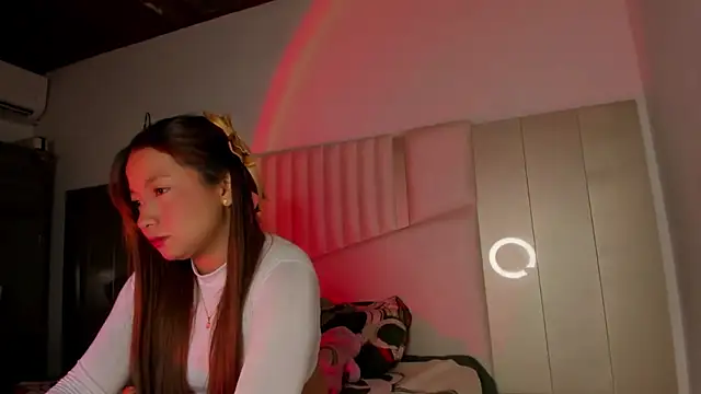 queen angelique online show from 25, 11, 2025