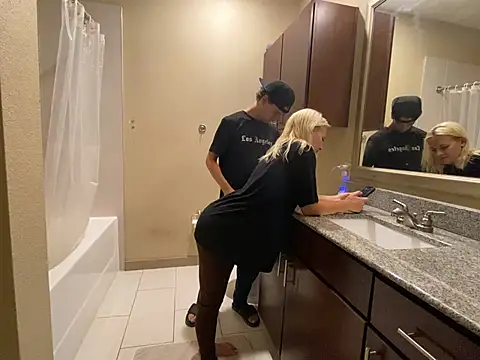 girlfriendmissy online show from 28, 12, 2024