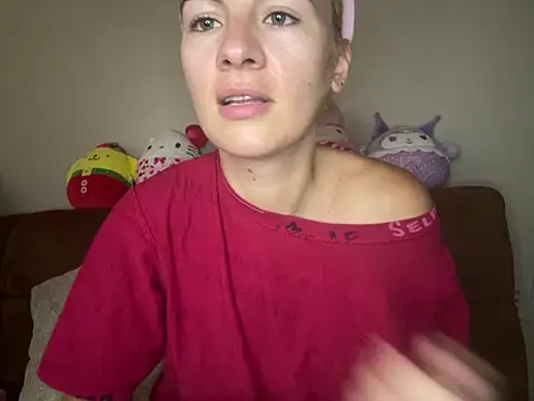 girlfriendmissy online show from 13, 10, 2025