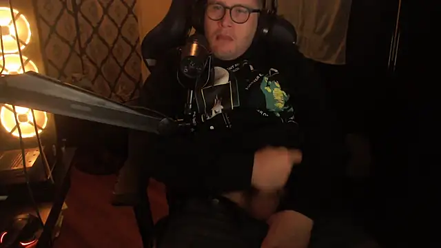 chicostick413 online show from 9, 2, 2026