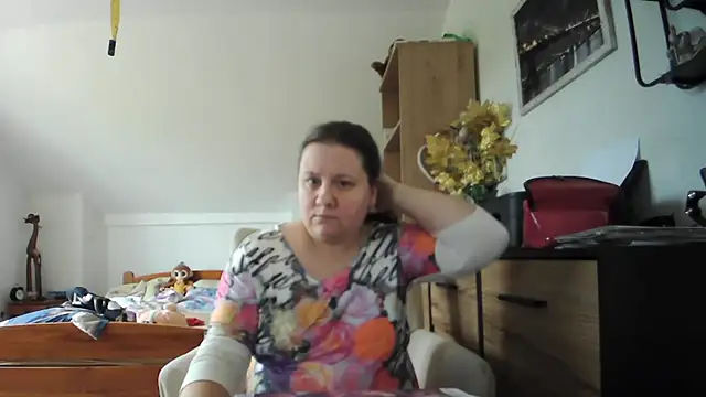 Snapshot of ReifeVenna chatting on 8, 7, 2026 ReifeVenna online show from 8, 7, 2026