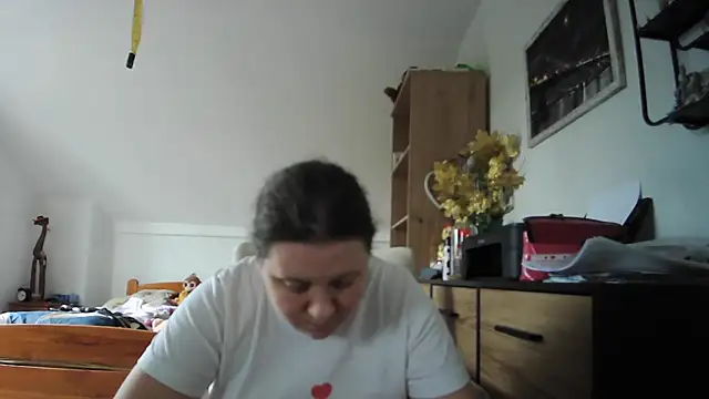 Snapshot of ReifeVenna chatting on 14, 7, 2026 ReifeVenna online show from 14, 7, 2026
