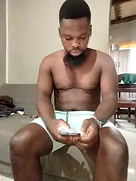 Snapshot of Chocolate_factory_man chatting on 13, 5, 2026 Chocolate factory man online show from 13, 5, 2026