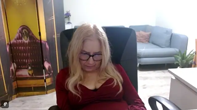 sofia xkiss online show from 15, 12, 2025