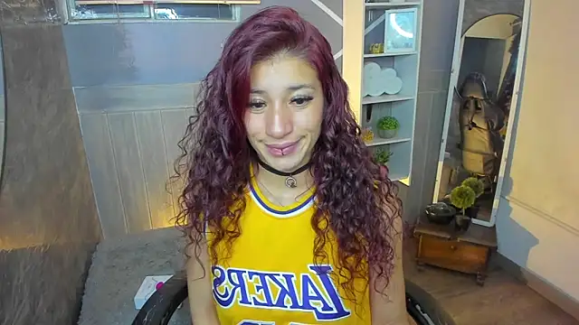 Snapshot of SofiaGomez420 chatting on 8, 1, 2025 SofiaGomez420 online show from 8, 1, 2025