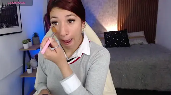 Snapshot of SofiaGomez420 chatting on 5, 2, 2025 SofiaGomez420 online show from 5, 2, 2025