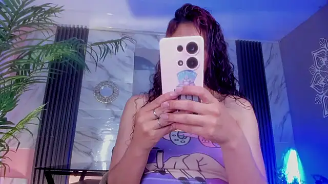 Snapshot of SofiaGomez420 chatting on 11, 2, 2025 SofiaGomez420 online show from 11, 2, 2025