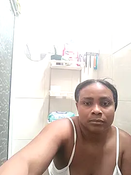 Snapshot of NicolVilla chatting on 23, 4, 2026 NicolVilla online show from 23, 4, 2026