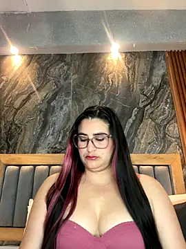 BellaPeers  online show from 5, 11, 2025