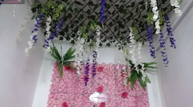 BLONDE SEXYHOT online show from 5, 2, 2025