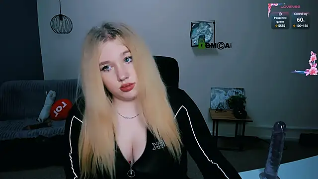 Snapshot of juli_kisss chatting on 18, 1, 2025 juli kisss online show from 18, 1, 2025