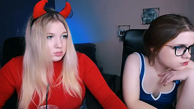 Snapshot of juli_kisss chatting on 16, 3, 2025 juli kisss online show from 16, 3, 2025