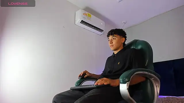 Austin Cardieff online show from 26, 1, 2025