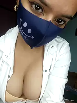 Snapshot of wild_bong_queen chatting on 4, 12, 2024 wild bong queen online show from 4, 12, 2024