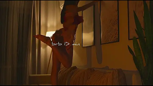 wowmolly online show from 4, 2, 2026