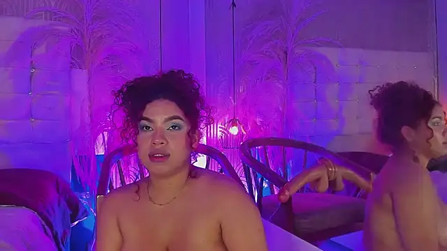 Snapshot of LeylaRangel chatting on 20, 3, 2025 LeylaRangel online show from 20, 3, 2025