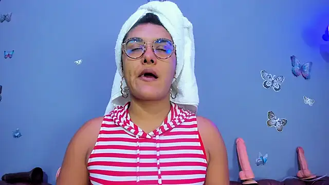 Kaira mosse online show from 18, 12, 2025