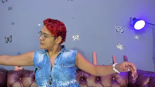 Kaira mosse online show from 1, 3, 2026