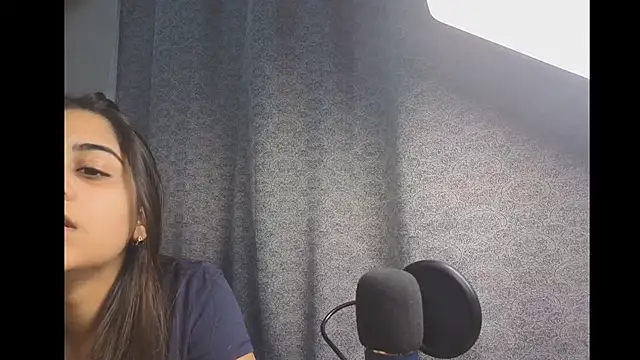 MiaOrtizCam online show from 9, 2, 2026