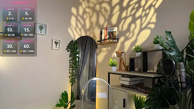 Snapshot of Julie_Rhodes chatting on 13, 2, 2026 Julie Rhodes online show from 13, 2, 2026