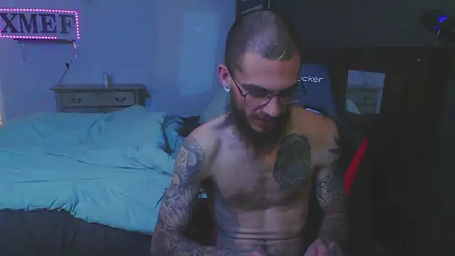 Snapshot of XMeF10 chatting on 27, 12, 2024 XMeF10 online show from 27, 12, 2024